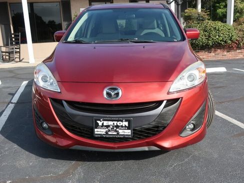 Used 2012 MAZDA MAZDA5 Touring w/ Moonroof & Audio Pkg image 2