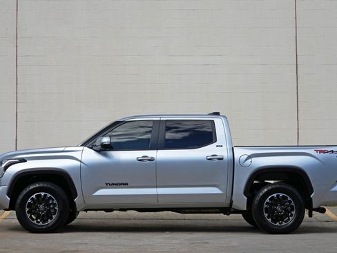 Used 2025 Toyota Tundra SR5 w/ TRD Off-Road Premium Package AWD/4WD image 9