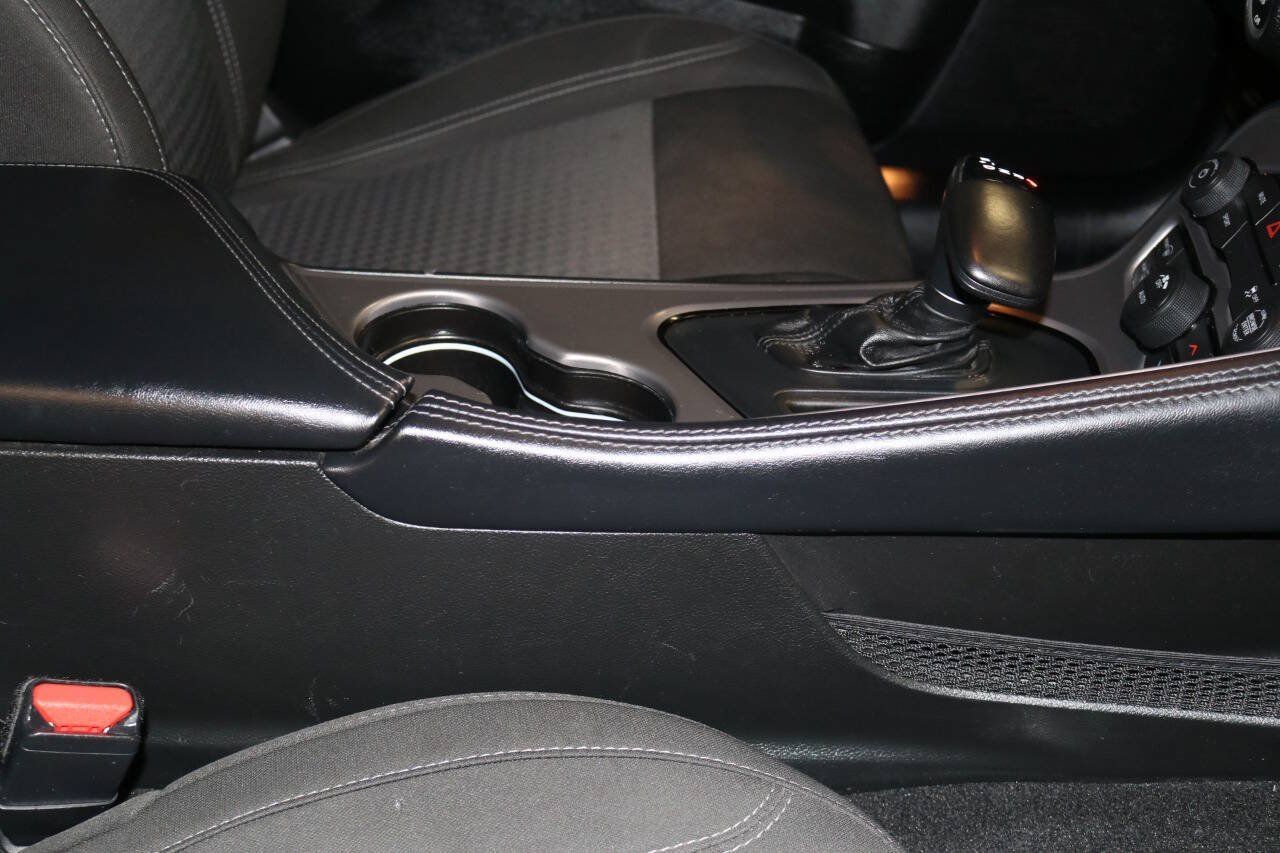 Used 2023 Dodge Challenger SXT RWD image 60