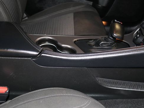 Used 2023 Dodge Challenger SXT RWD image 60