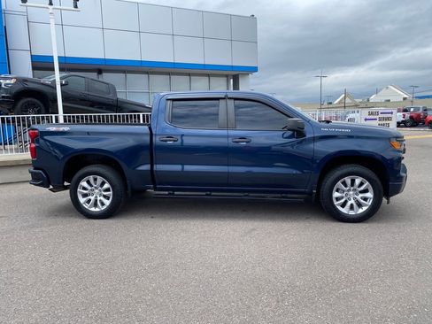 Used 2022 Chevrolet Silverado 1500 Custom AWD/4WD image 6
