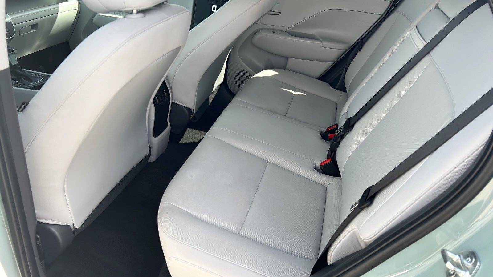 Used 2024 Hyundai Kona SEL FWD image 16