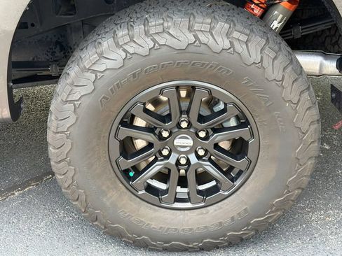 Used 2019 Ford F150 Raptor w/ Equipment Group 802A Luxury AWD/4WD image 22