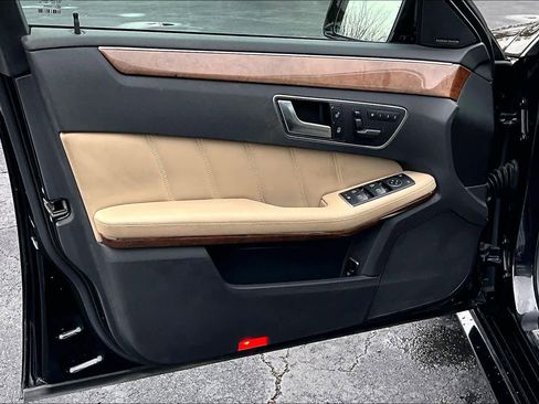 Used 2013 Mercedes-Benz E 350 E 350 Sport image 21