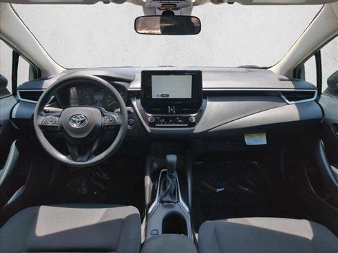 Used 2025 Toyota Corolla LE w/ Convenience Package FWD image 20