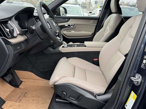 New 2026 Volvo XC90 B6 Ultra w/ Protection Package Premier AWD/4WD image 18