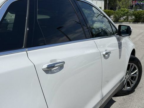Used 2021 Cadillac XT5 Premium Luxury AWD/4WD image 8