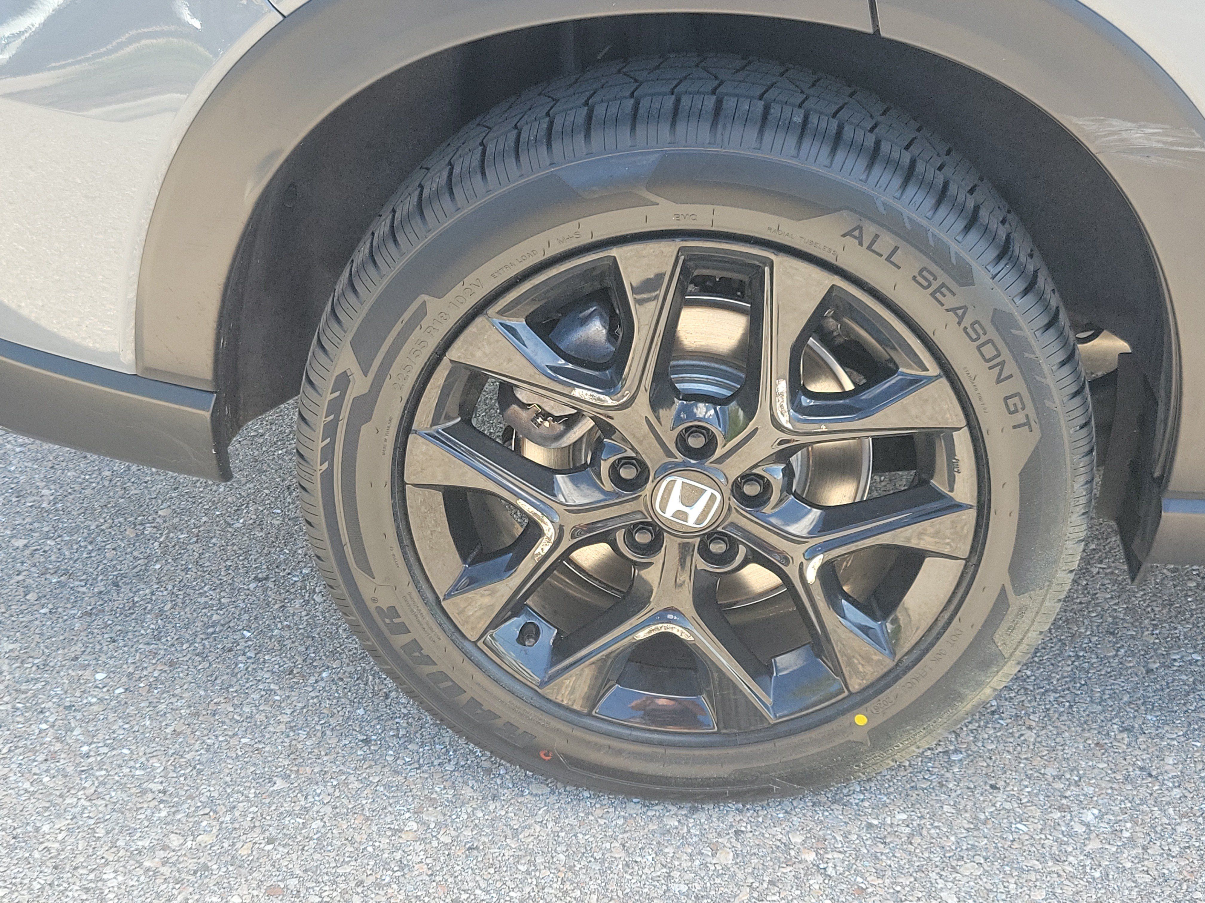 Used 2025 Honda HR-V Sport image 11