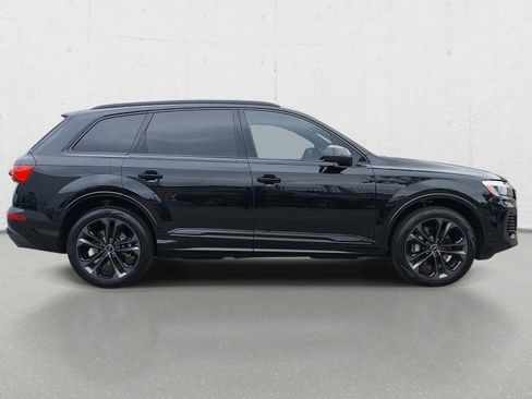 Used 2025 Audi Q7 3.0T Premium Plus w/ Premium Plus Package AWD/4WD image 4