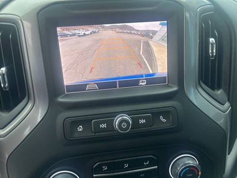 Used 2023 Chevrolet Silverado 1500 Custom image 17