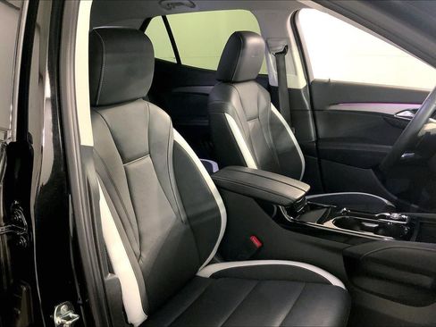 Used 2025 Buick Envision Sport Touring image 7