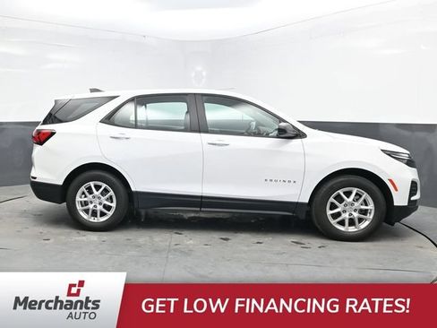 Used 2024 Chevrolet Equinox LS FWD image 9