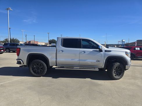 Used 2019 GMC Sierra 1500 SLT w/ SLT Convenience Package image 2