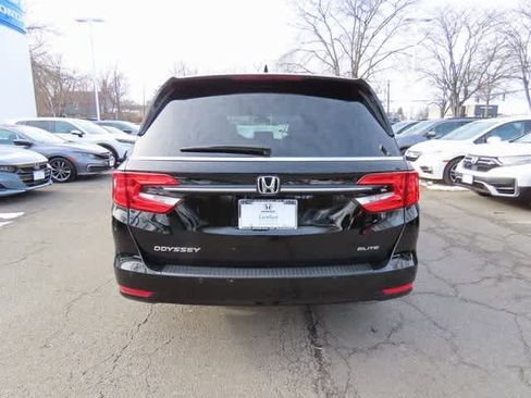 Certified 2023 Honda Odyssey Elite image 5