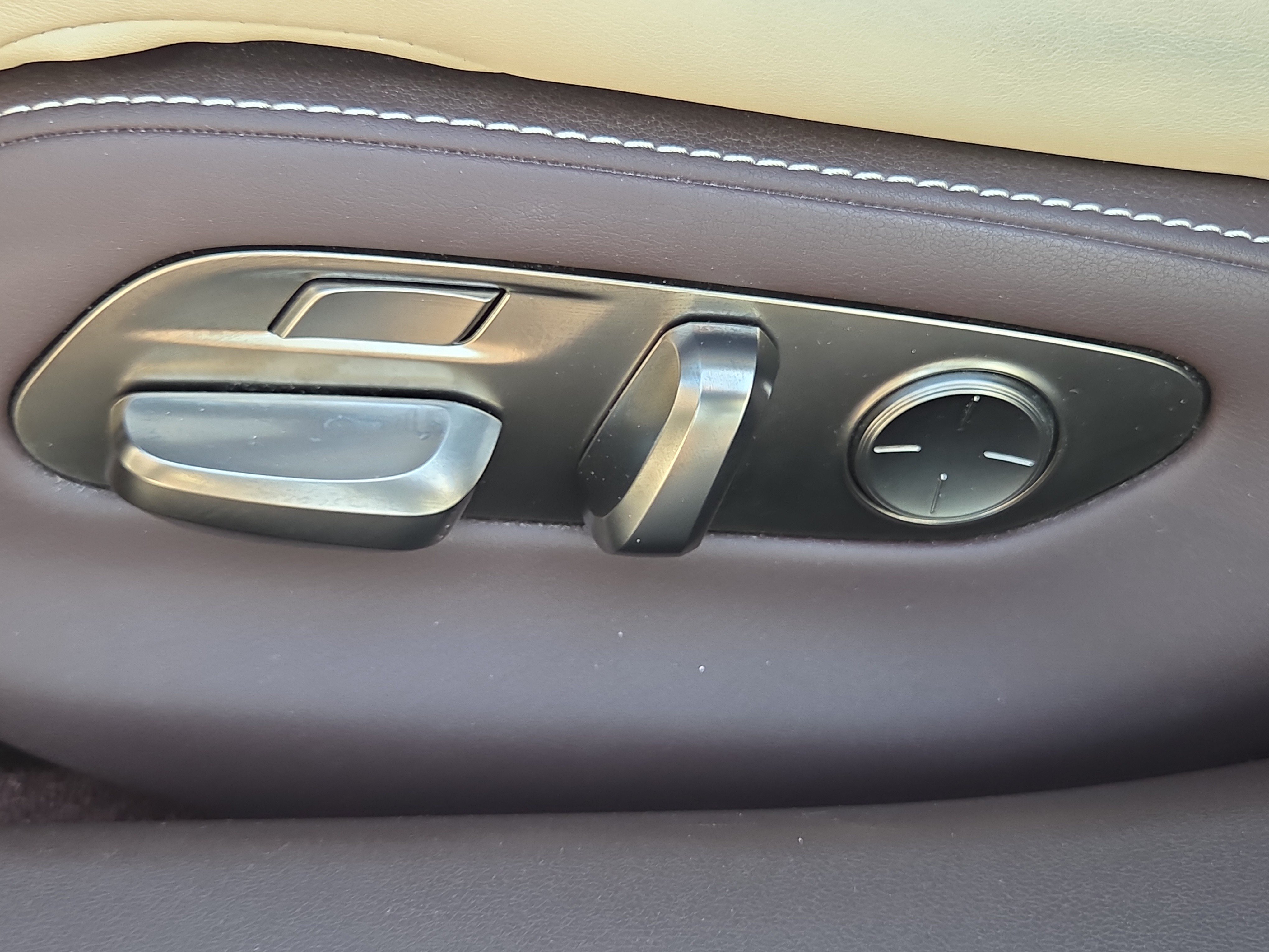 Used 2018 Lexus LS 500 AWD image 32