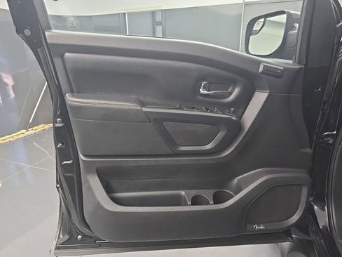 Used 2019 Nissan Titan SL w/ Midnight Edition image 24