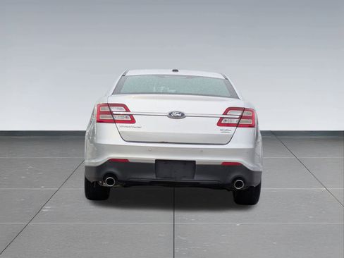 Used 2013 Ford Taurus SEL image 5