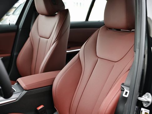 New 2026 BMW 330i Sedan image 21