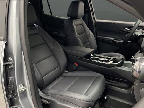 New 2026 Chevrolet Equinox LT w/ Convenience Package II AWD/4WD image 24