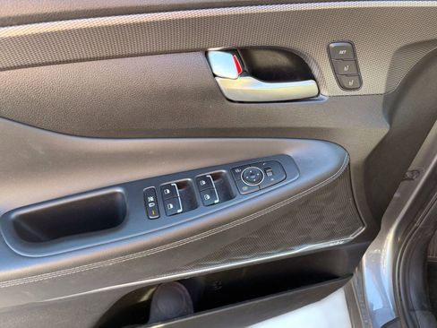 Used 2019 Hyundai Santa Fe FWD image 13