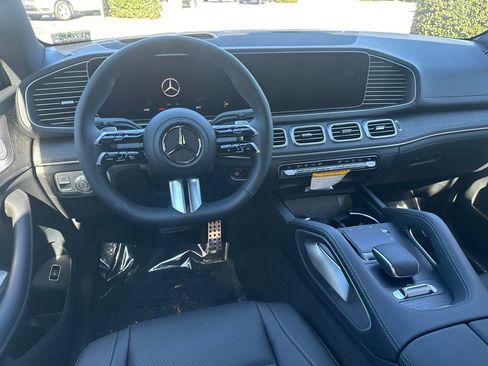 New 2026 Mercedes-Benz GLS 450 4MATIC image 26
