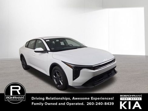 Certified 2025 Kia K4 LXS image 4
