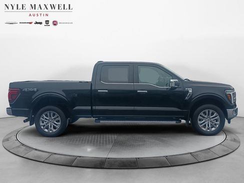 Used 2024 Ford F150 Lariat w/ Equipment Group 502A High AWD/4WD image 17