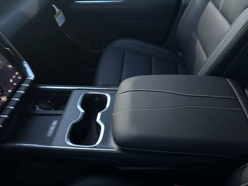 New 2026 GMC Acadia Elevation w/ Elevation Premium Package image 21