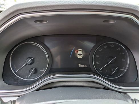 Used 2019 Toyota Avalon XLE w/ Moonroof Package image 18