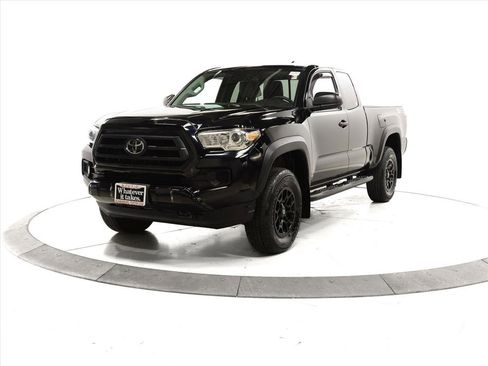 Used 2020 Toyota Tacoma SR w/ SX Package image 3