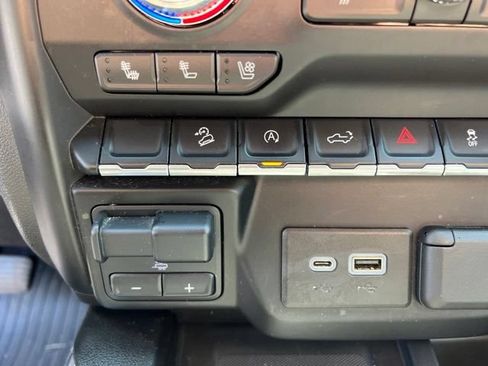 Used 2020 GMC Sierra 1500 AT4 w/ AT4 Preferred Package AWD/4WD image 22