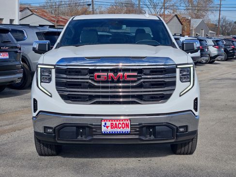 New 2026 GMC Sierra 1500 SLT AWD/4WD image 2
