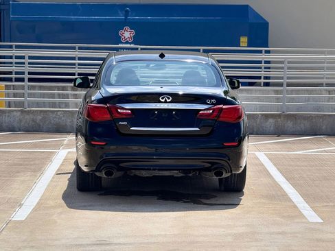 Used 2016 INFINITI Q70 3.7 AWD/4WD image 6