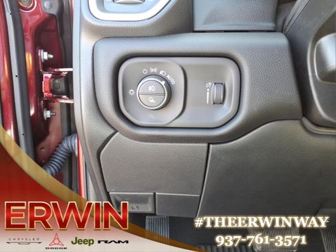 Used 2024 RAM 3500 Big Horn AWD/4WD image 15