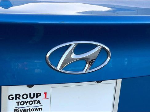 Used 2018 Hyundai Elantra Value Edition image 9