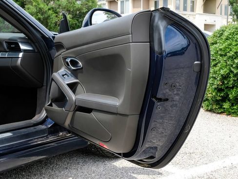 Used 2019 Porsche 911 Carrera RWD image 46