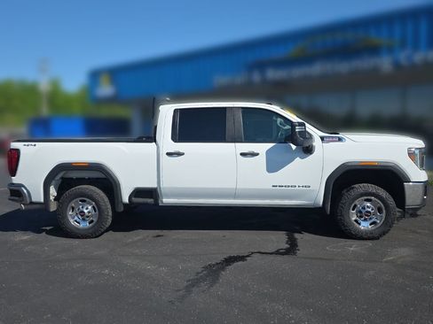 Used 2023 GMC Sierra 2500 Pro w/ Gooseneck/5TH Wheel Package AWD/4WD image 9