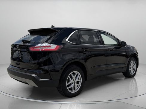 Used 2023 Ford Edge SEL w/ Convenience Package AWD/4WD image 3