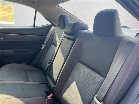Used 2019 Toyota Corolla LE image 19