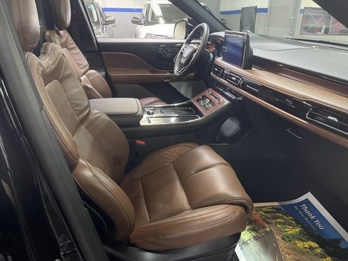 Used 2013 Ford F150 XLT w/ Mid Equipment Group image 19