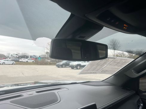 Used 2021 Chevrolet Tahoe Premier image 21