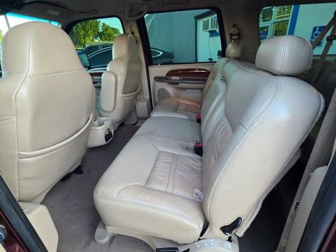 Used 2001 Ford Excursion Limited AWD/4WD image 9