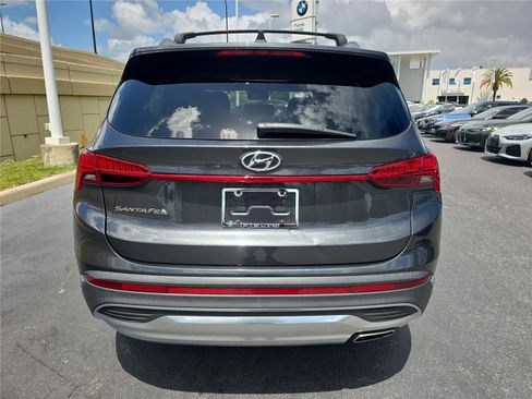 Used 2022 Hyundai Santa Fe SEL w/ Convenience + Premium Package image 4