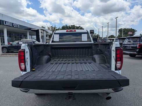 Used 2025 GMC Sierra 2500 SLE w/ SLE Convenience Package AWD/4WD image 13