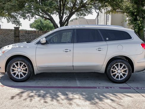 Used 2017 Buick Enclave Leather image 21