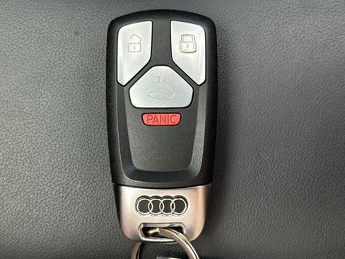 Used 2023 Audi Q5 2.0T Premium Plus w/ Premium Plus Package AWD/4WD image 28