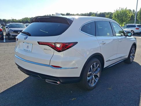 Certified 2024 Acura MDX SH-AWD w/ Technology Package image 6