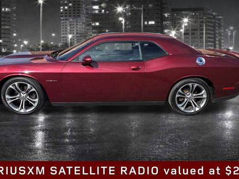 Used 2021 Dodge Challenger R/T image 7