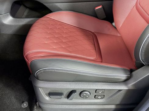 New 2026 INFINITI QX80 Autograph w/ Premium Cargo Package image 25