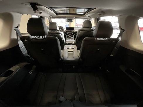 Certified 2025 Acura MDX w/ Technology Package image 26